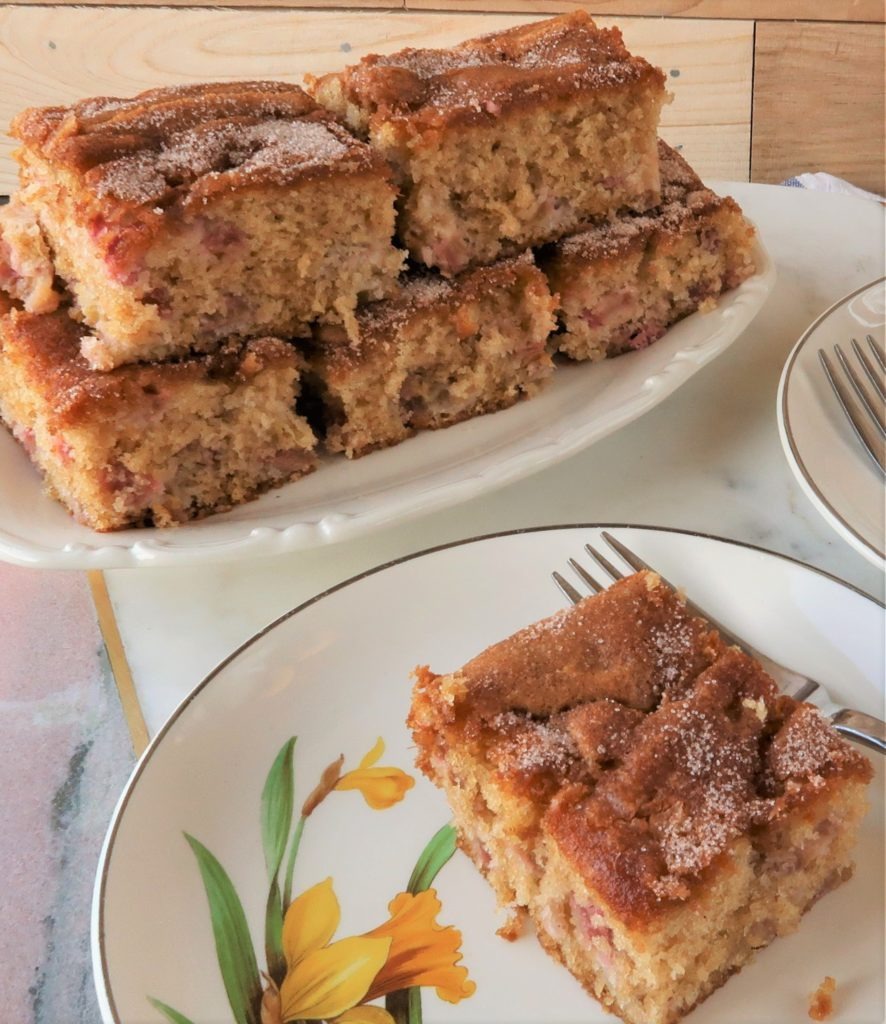 rhubarb cake