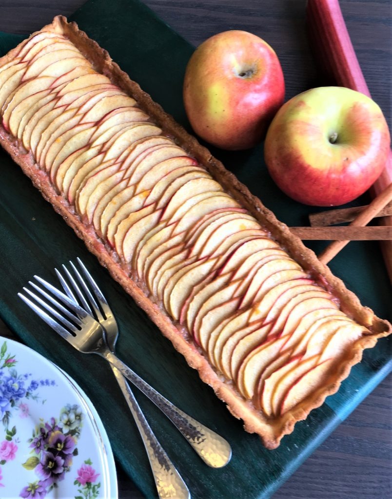 rhubarb apple tart